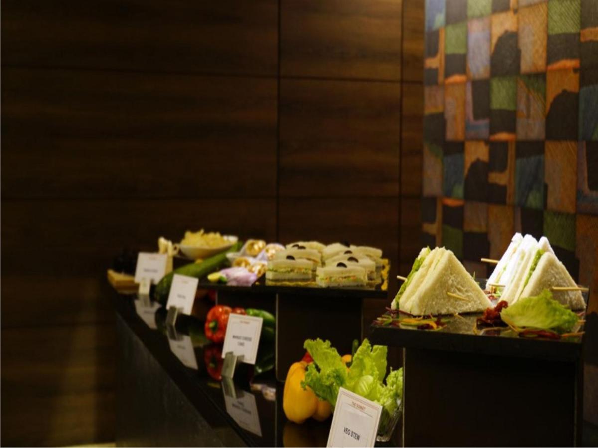 The Sonnet Jamshedpur Hotel Buitenkant foto